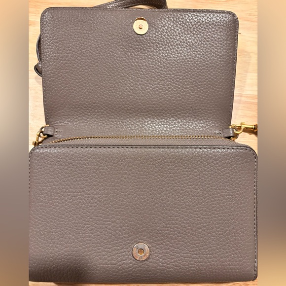 Tory Burch McGraw Flat Wallet Crossbody - Picture 4 of 9